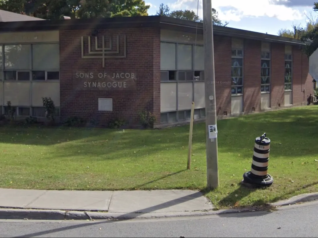 'Bang! Bang! Bang!': Witnesses recount confusion, gunshots during Belleville synagogue shooting