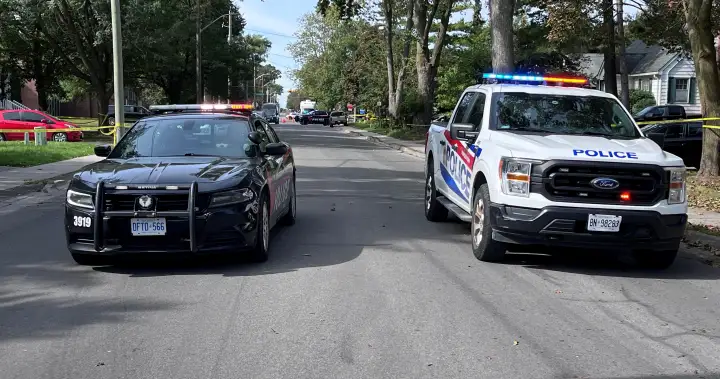 Man wielding shotgun opened fire at officer outside Belleville synagogue: SIU