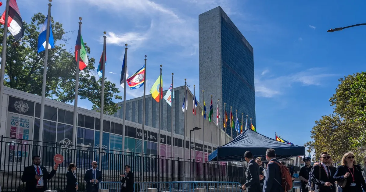 20 countries propose global oversight body to manage AI dangers