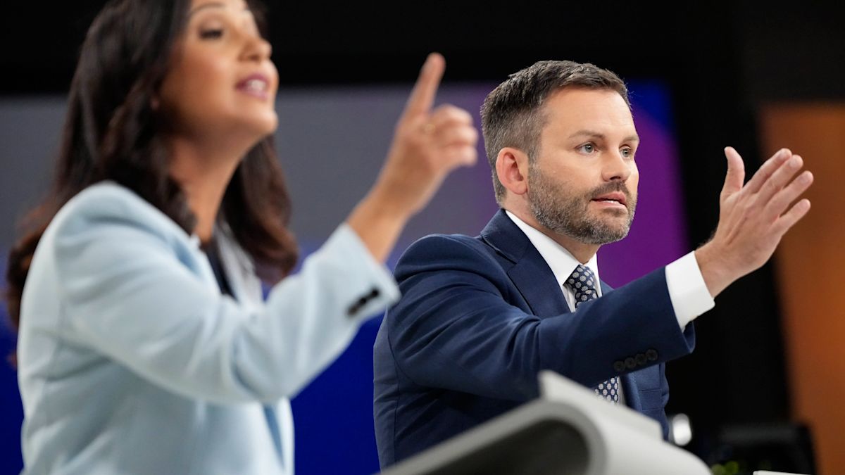 Parti Québécois leads poll as election campaign nears end