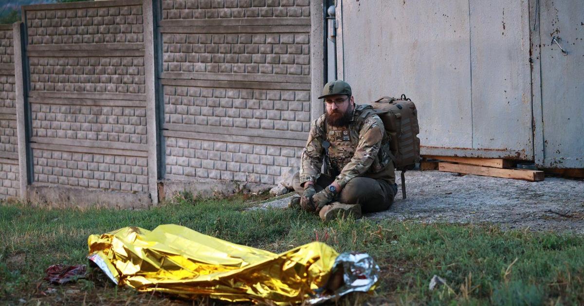 Russian and Ukrainian strikes leave 10 dead as aerial war intensifies