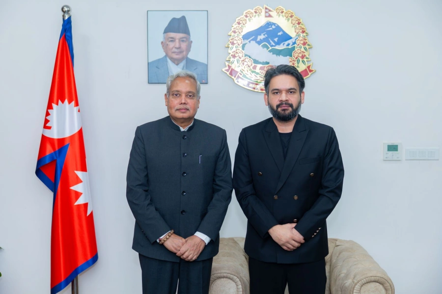 Indian Ambassador Srivastava bids farewell to PM Shah