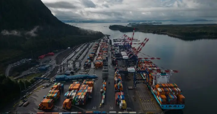 Canada’s economy stalled in July with 0% growth, StatCan says