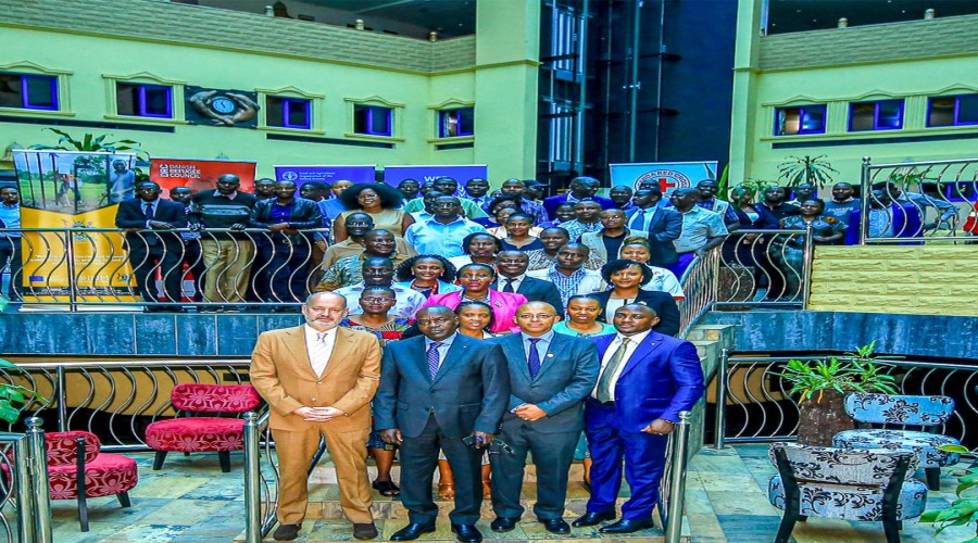 Uganda strengthens anticipatory action with mobile technology and early warning systems