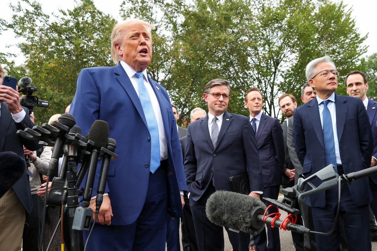 Trump says tech execs signed ‘morally binding’ constitution