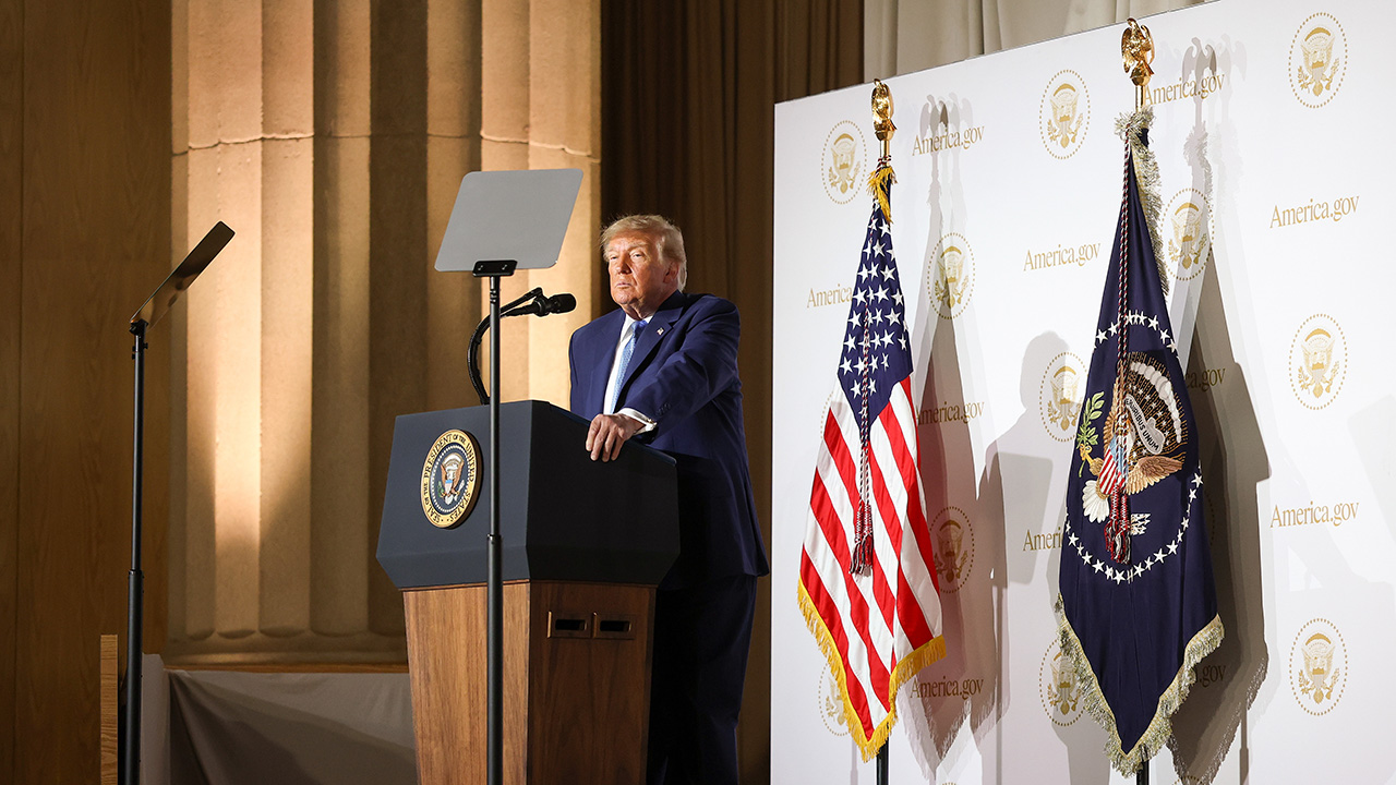 Trump Says He’ll Sign Order Renaming Artificial Intelligence ‘Super Intelligence’