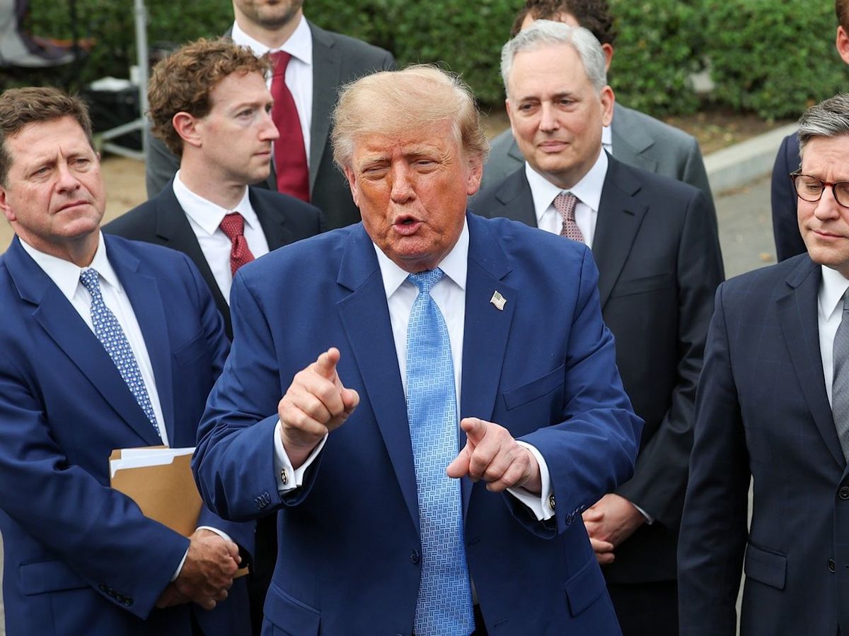 Trump posts 'super intelligence' document with U.S. spelt as 'Unites States'