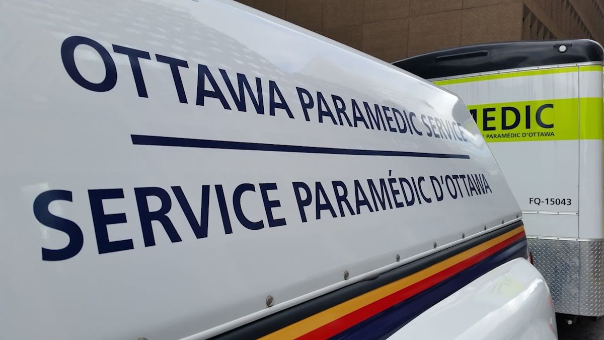 Motorcyclist critically hurt on West Hunt Club Road