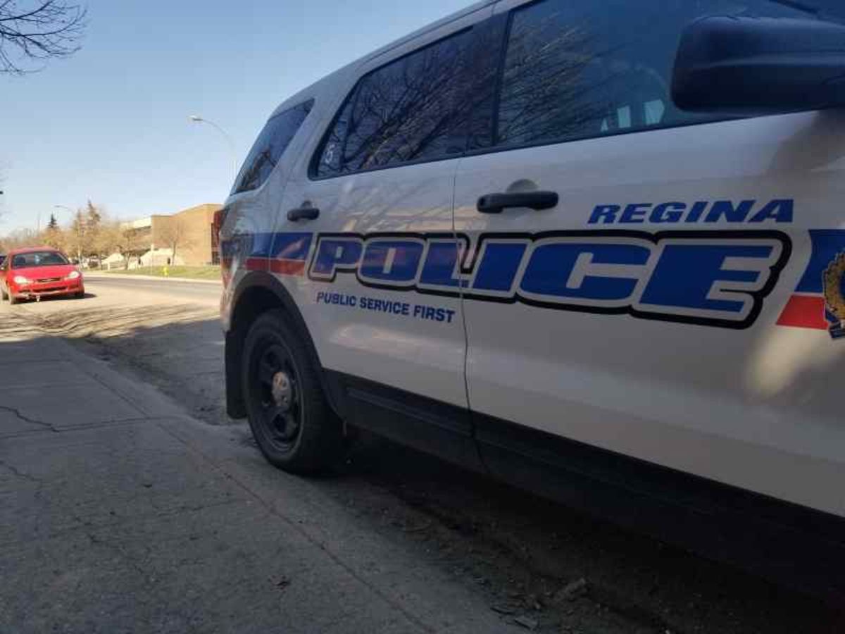 Person found dead on Robinson Street, Regina police say