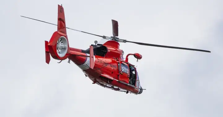 Debris spotted from missing Ontario air ambulance