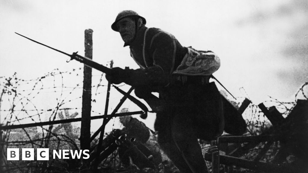 Historian tracing family of 'Suffolk's most courageous' soldier