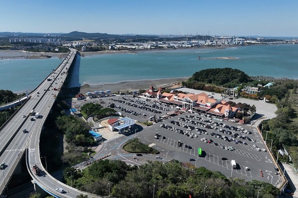 S.Korea eyes idle highway land, rest stops for AI data centers