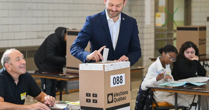 LIVE: Parti Québécois projected to form minority government in Quebec election