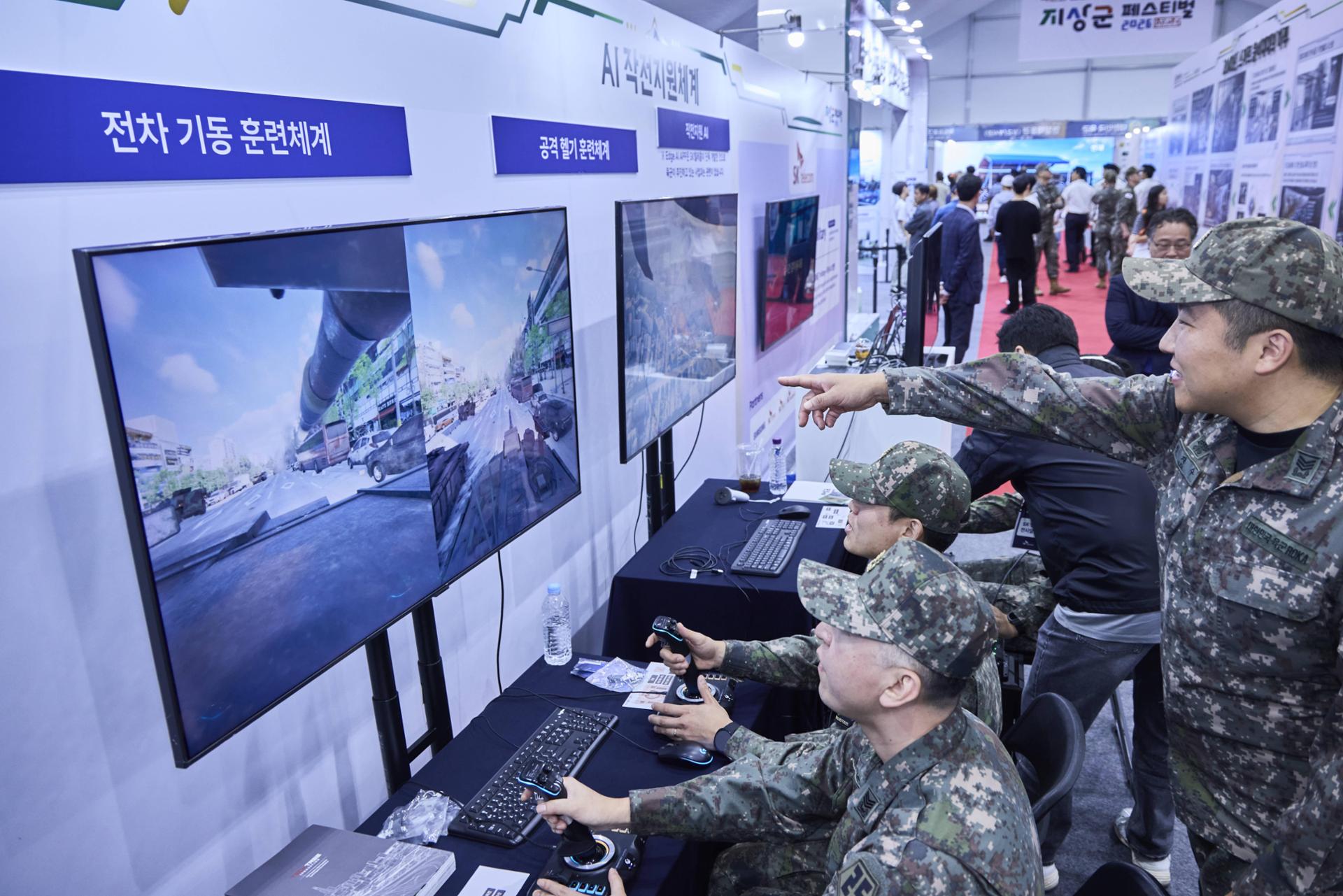 SKT showcases AI battlefield command tools at Army festival