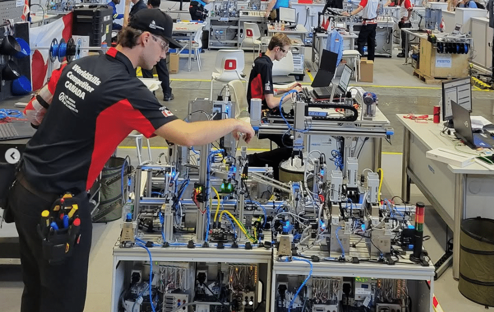 Team Canada earns four medals at WorldSkills Shanghai