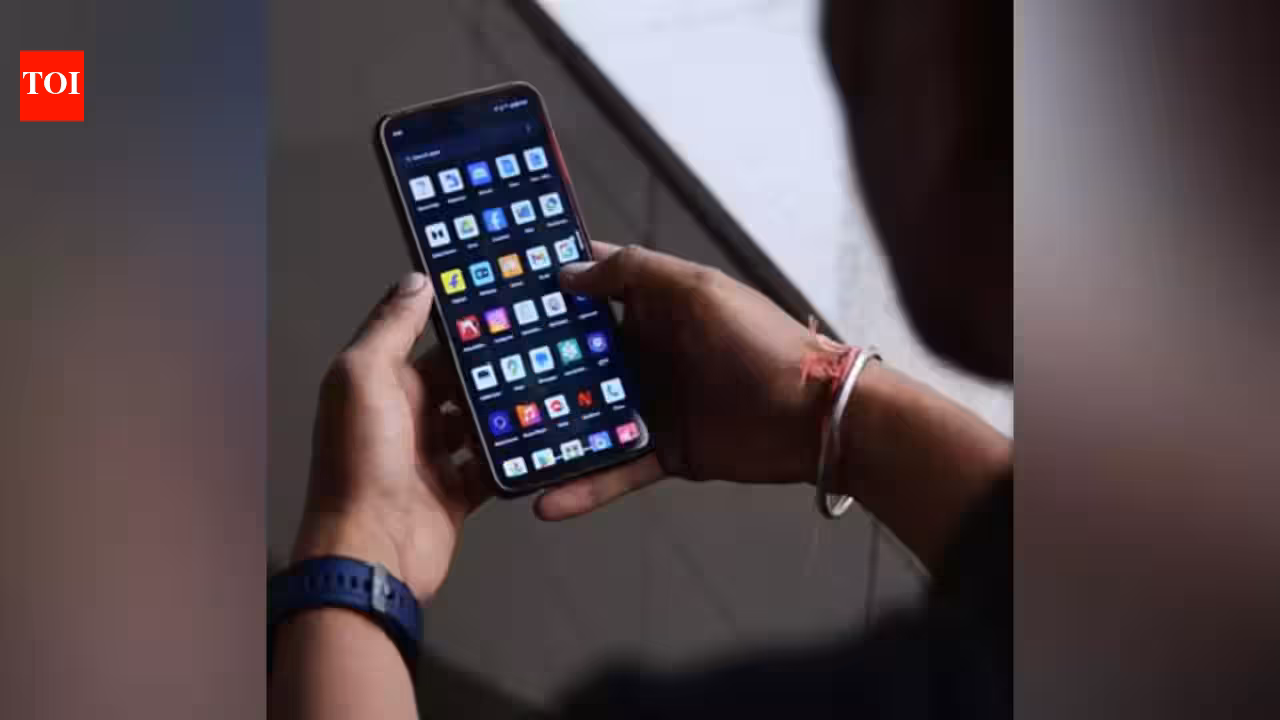 Sub-Rs 20,000 smartphone market may be heading to a 'collapse' and reason is the 'most