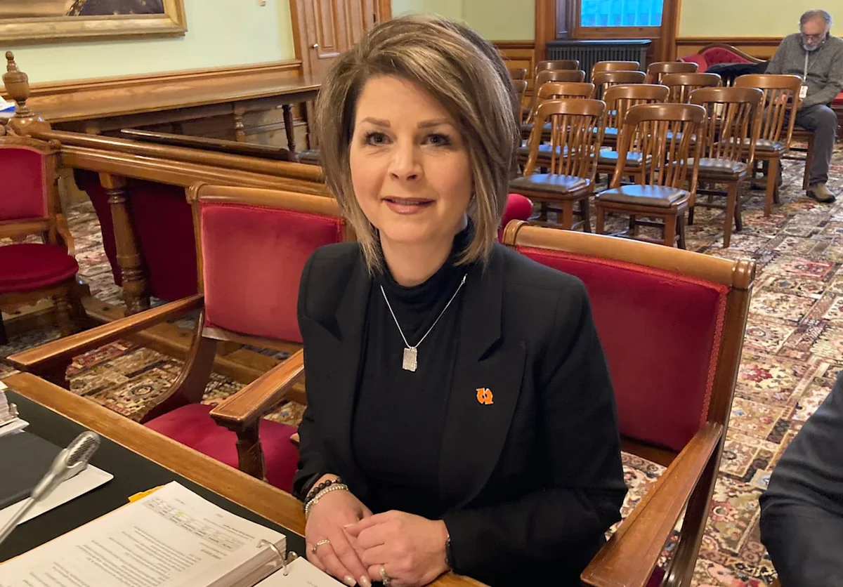 N.B. Power leaders face tough questions on rate hikes