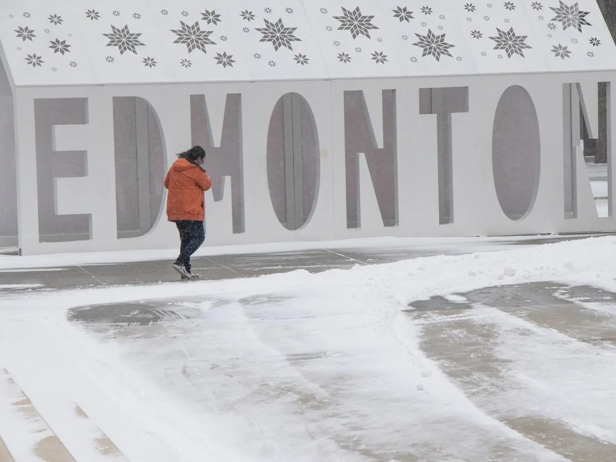 Edmonton weather: A burst of snow before highs in the teens again next week