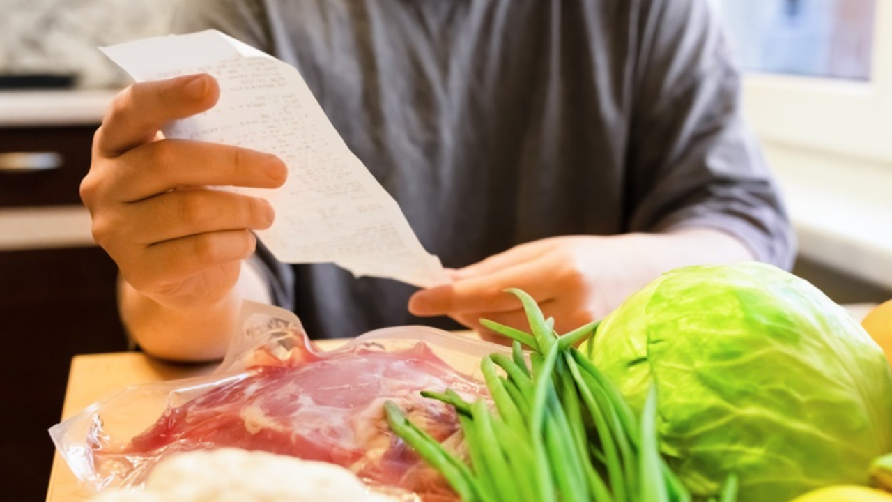 Groceries are up 29% in five years, and economists warn the real price hikes start after Thanksgiving