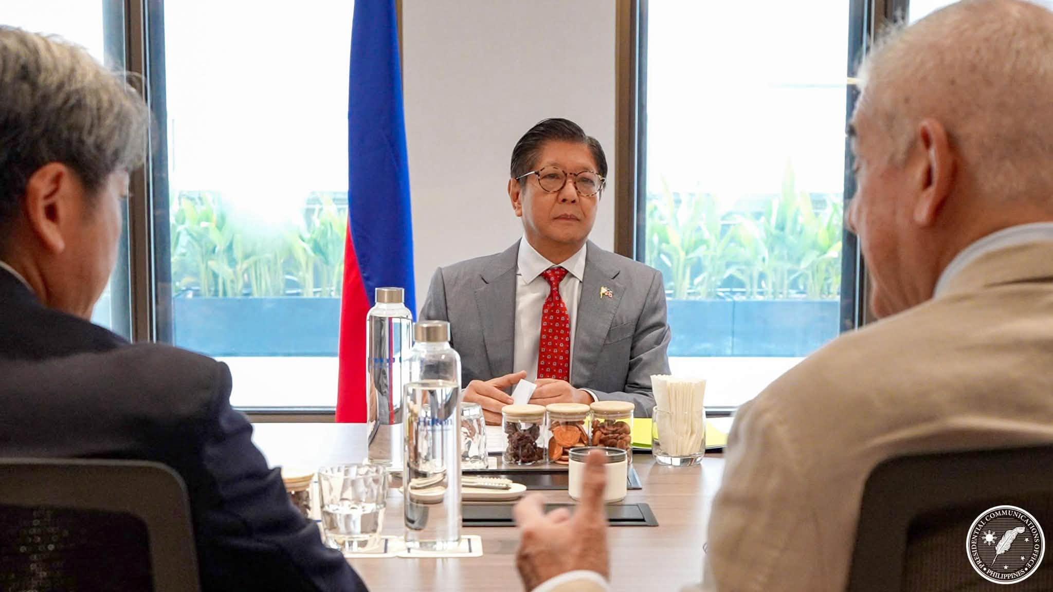 Marcos eyes deeper technology ties with Singapore