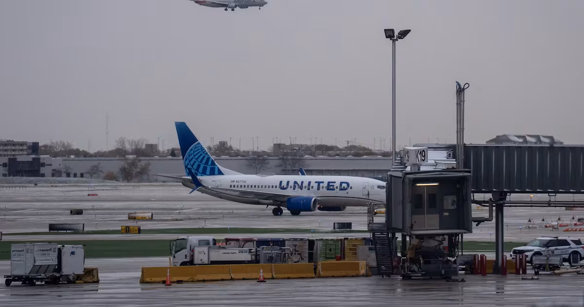 Plane bound for Amsterdam lands safely in St. John's, N.L. after engine issues