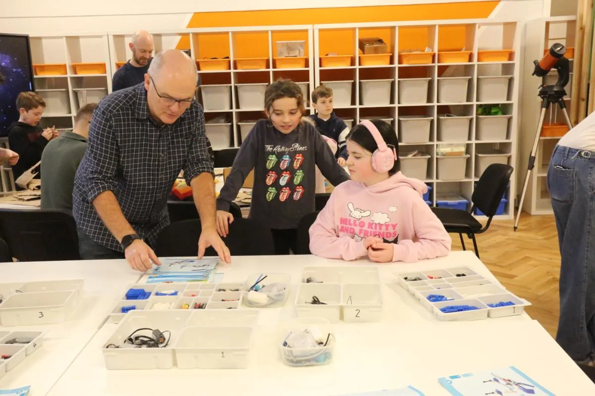 Free Gourock club to teach children coding and artificial intelligence