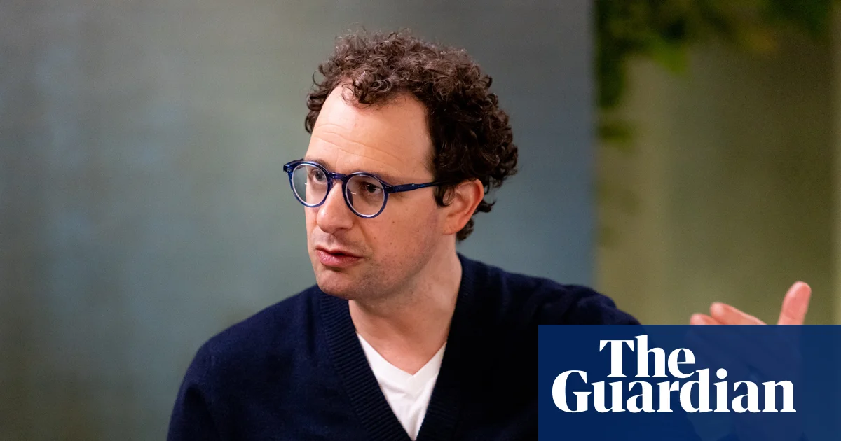AI in your oven? Anthropic warns models ‘months away’ from self