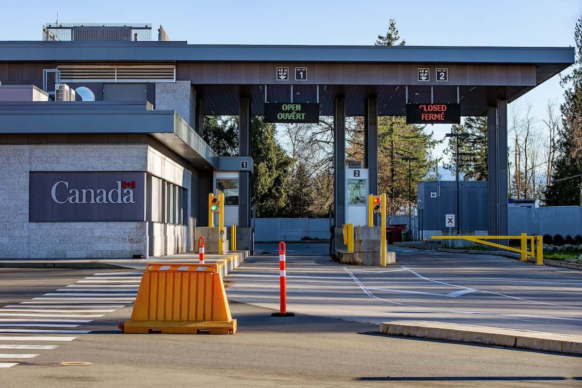 Canada will “fall back” operating hours at border crossings in Alberta, British Columbia, and Manitoba