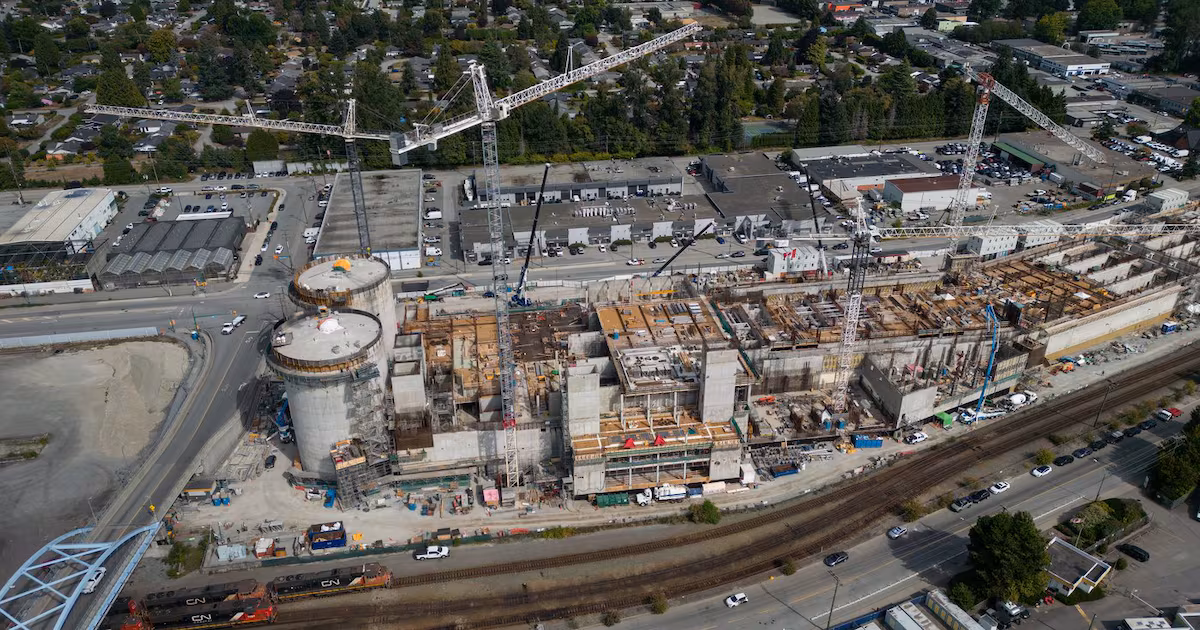 Statistics Canada reports building permits up $1.1B in August at $13.6B