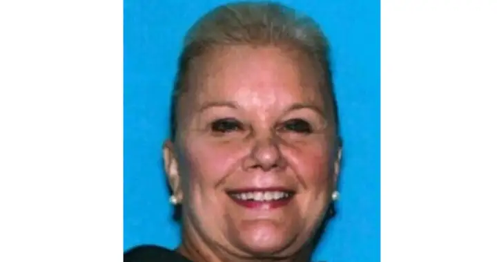 FBI offers $150K reward for arrest of 75-year